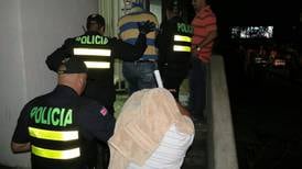 PCD atrapa a  tres  sujetos con 31 kilos de cocaína