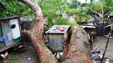 310 viviendas   afectadas por  lluvias en Puntarenas