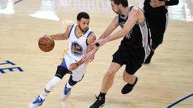 Golden State Warriors le da una paliza a los San Antonio Spurs en el segundo juego de la serie