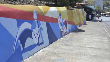 Alajuela se cuenta en 30 murales