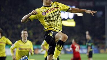 Dortmund dio paso importante al título