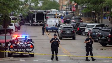 Autor del tiroteo del 4 de julio en Estados Unidos consideró cometer segundo ataque