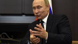 Vladimir Putin ofrece revelar contenido de diálogo de Trump con canciller de Rusia