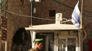 Vigilancia tecnológica agota a los palestinos en Cisjordania ocupada
