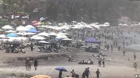Playa Jacó recuperó su esplendor con decenas de turistas 
