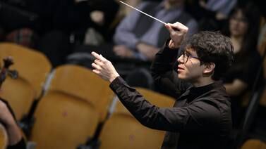 ¡Bravo! Joven tico se coloca como director asistente de la Orquesta Filarmónica de Londres  