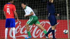 Carlos Saucedo hizo doblete en empate 2-2 entre Chile y Bolivia