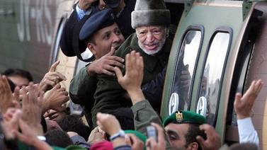 Justicia francesa investiga posible asesinato de Arafat