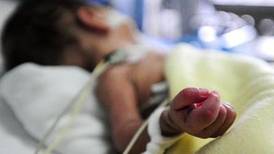 Fallas de cirujanos aumentan muertes de niños cardiópatas