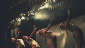 ‘W’, una danza sobre cacería de brujas llega al Teatro Nacional