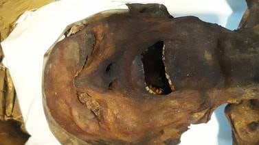 Museo egipcio de El Cairo exhibe una 'momia aulladora'