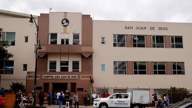 San Juan de Dios y Calderón Guardia suspenden visitas por incremento en casos de covid-19