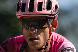 Andrey Amador confiesa sentir vergüenza por su retiro del Tour de Romandía