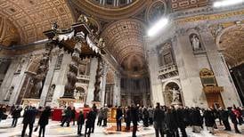 El Vaticano revela sus propiedades antes de juicio por polémica inversión en Londres