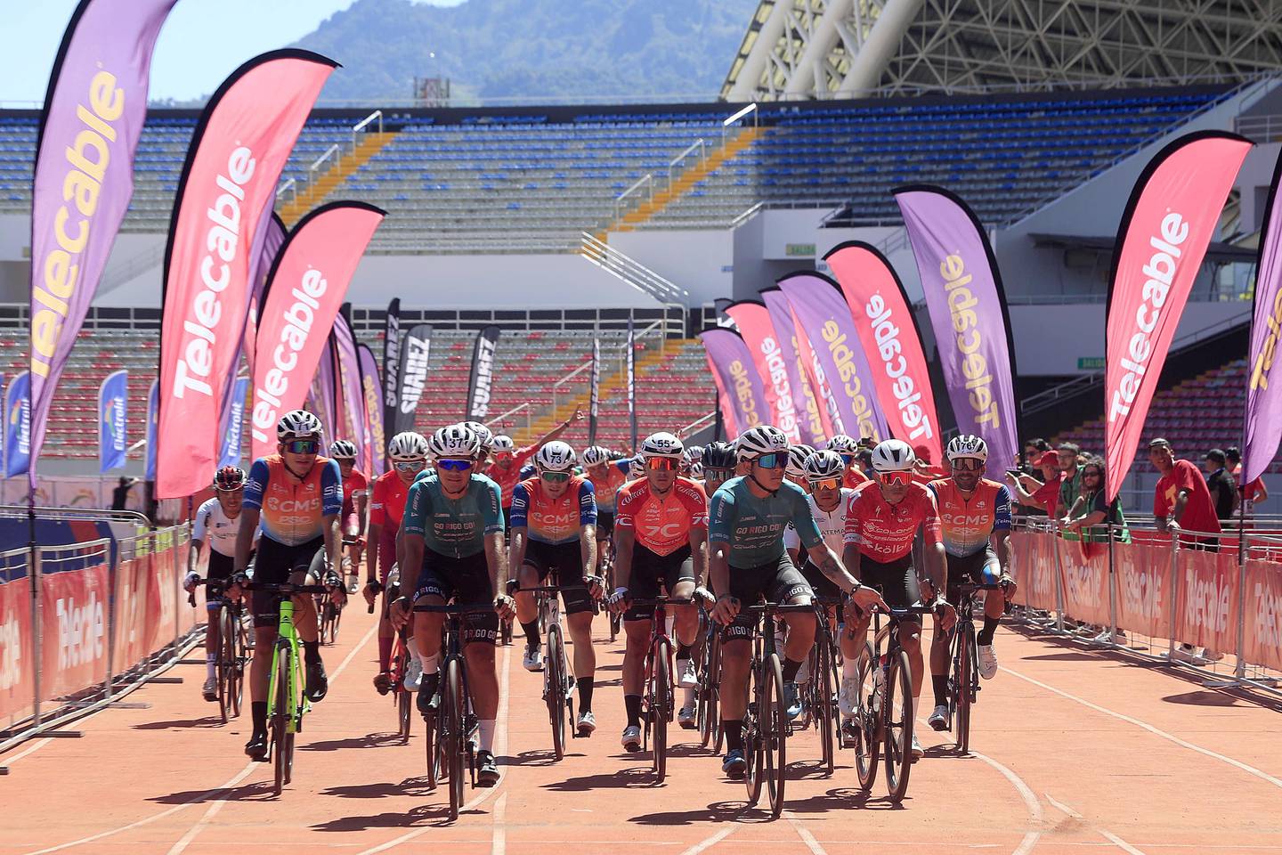 21/12/2023     Sexta etapa de la Vuelta Ciclística a Costa Rica, con salida y meta en el Estadio Nacional en La Sabana con ida y regreso a San Ramón de Alajuela.