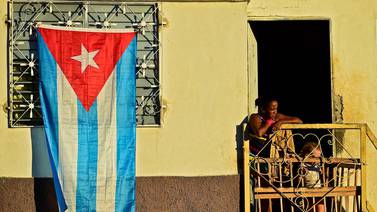 Gobierno aplaude fin de política que alentaba flujo ilegal de cubanos