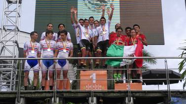 Ciclismo tico gana medalla de plata en relevo por equipos del Panamericano de MTB en Colombia