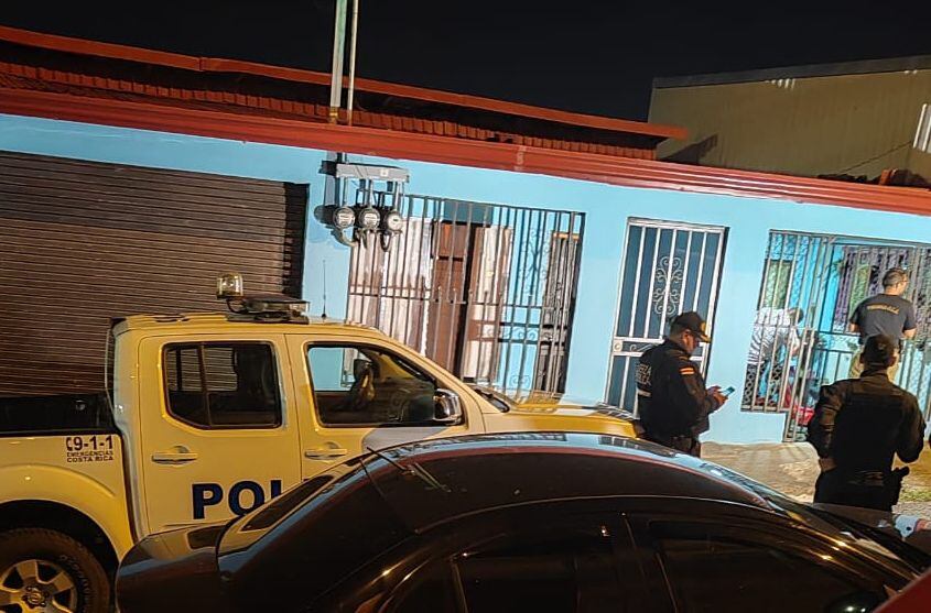 Un guarda de seguridad de 42 años, murió de al menos tres disparos en Linda Vista de La Unión, Cartago. Foto: Keyna Calderón.