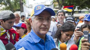 Fiscalía venezolana solicita prisión domiciliaria para alcalde opositor por motivos de salud
