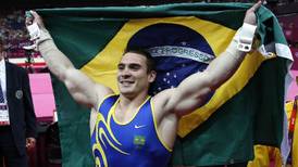 Brasileño Arthur Zanetti ganó oro en anillas en gimnasia artística