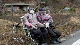 Japoneses usan muñecos para combatir soledad de una aldea despoblada