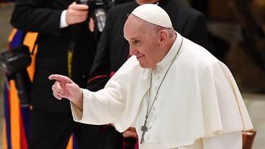 Papa investirá 13 cardenales más para fortalecer su línea en cúpula de Iglesia