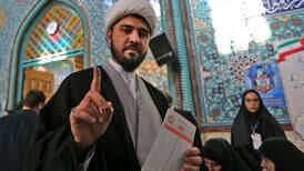 Conservadores reivindican victoria en las elecciones legislativas iraníes